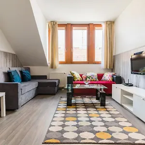 Apartment Lovag Charming In The Center-ac, Budapest